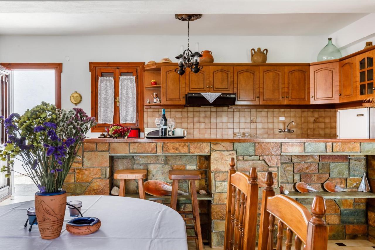 Ourania Apartment Скопелос Экстерьер фото