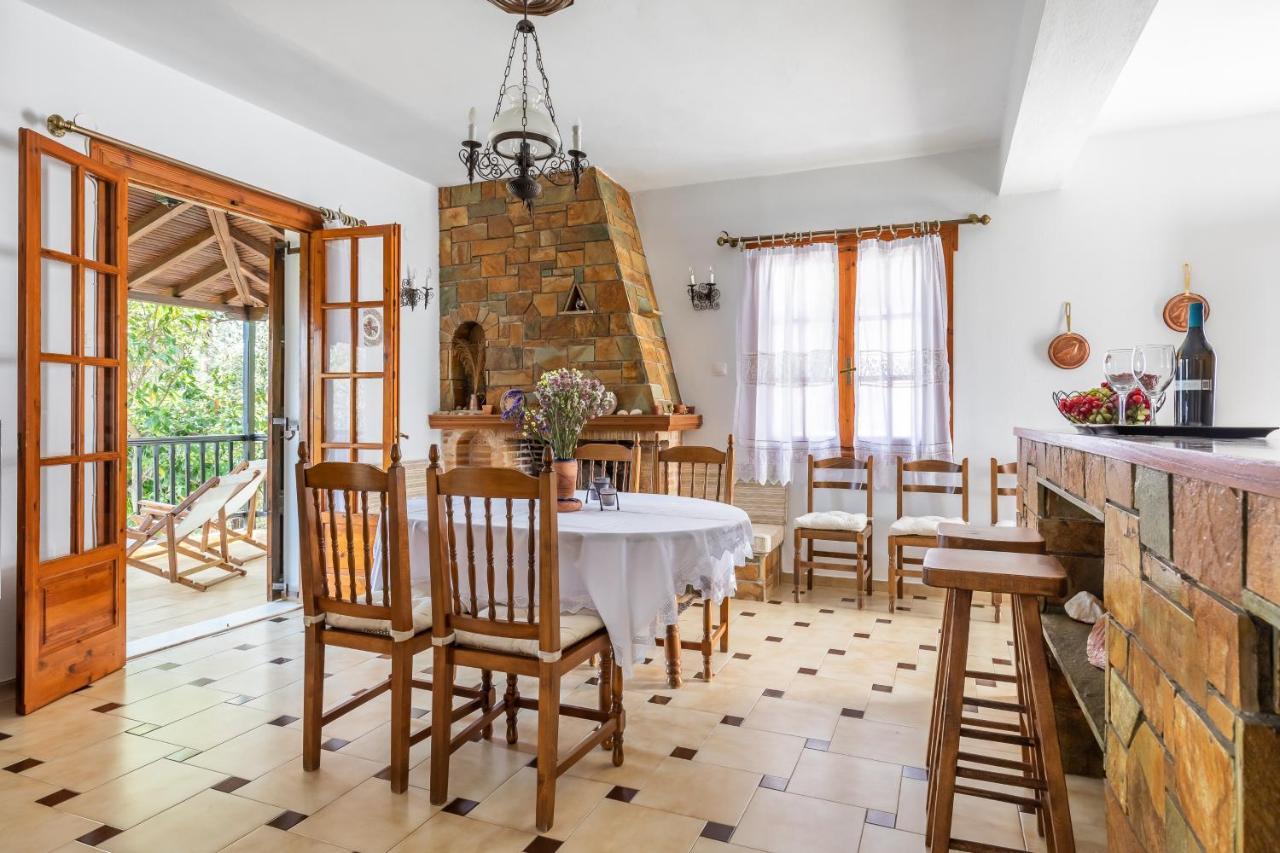 Ourania Apartment Скопелос Экстерьер фото