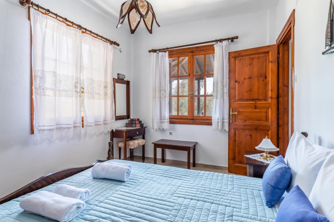 Ourania Apartment Скопелос Экстерьер фото