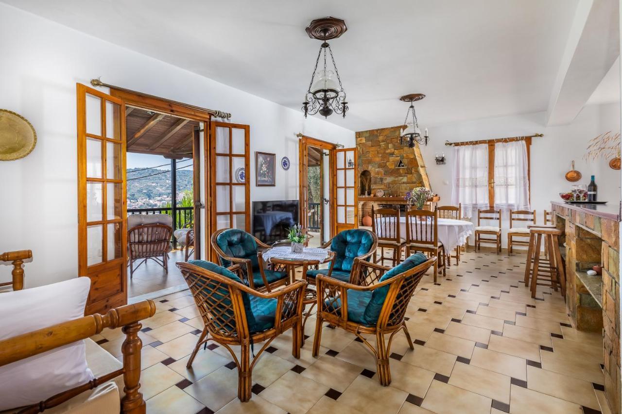 Ourania Apartment Скопелос Экстерьер фото